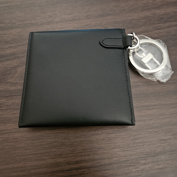 Return to Tiffany Pouch Bag Charm White Leather - Picture 5 of 7